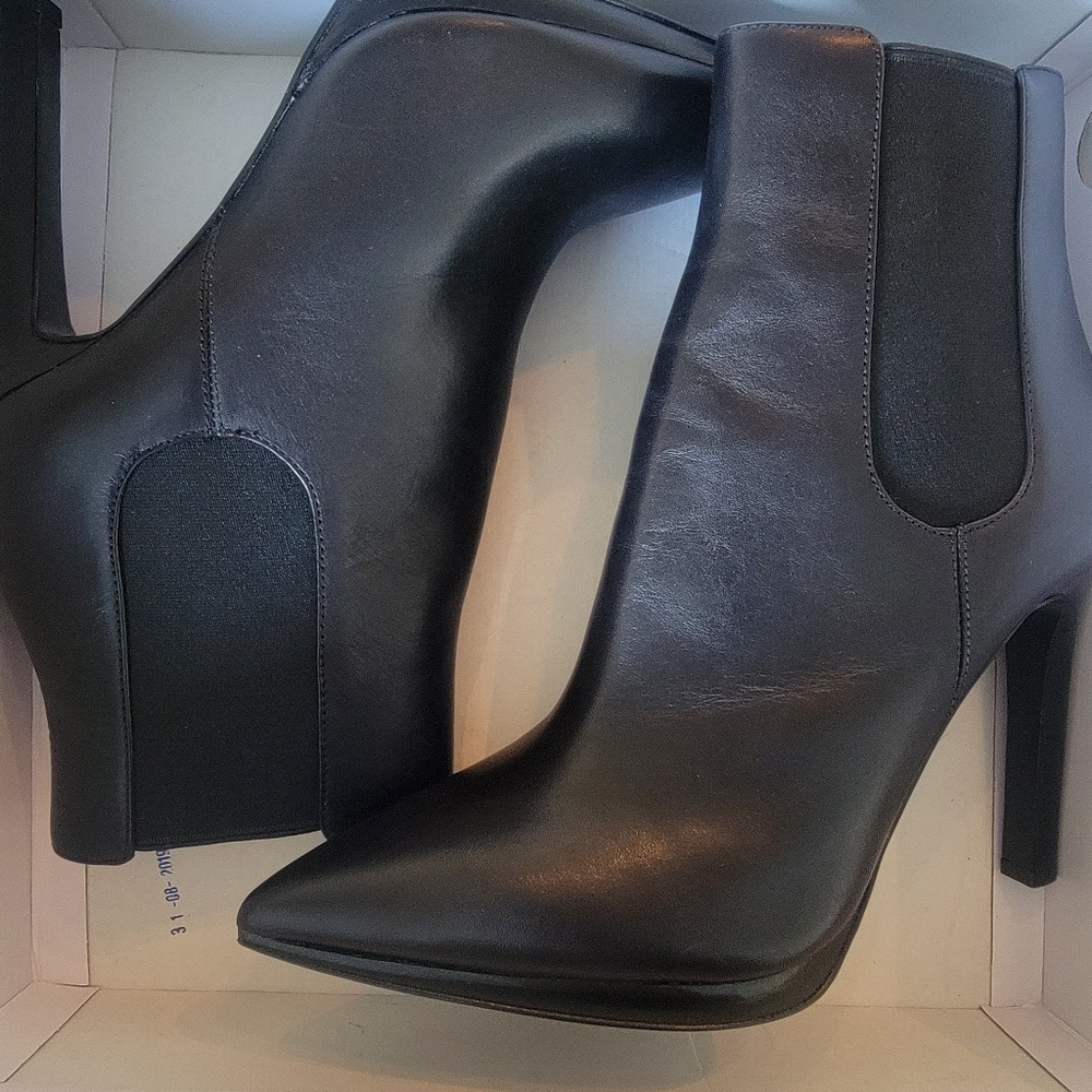 MK boots